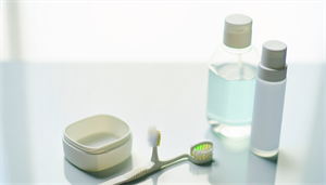 Photo of cleaning tools and materials for maintaining the anti-snoring mouthpiece
